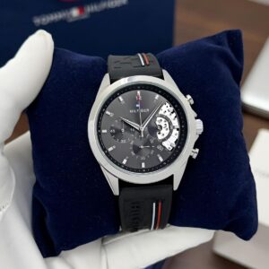 Tommys Hilfigers Chrono Watch for Men